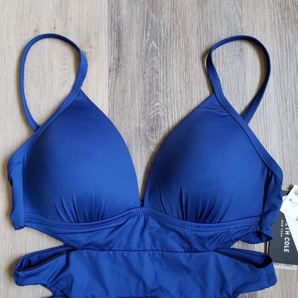 NWT Kenneth Cole Side CutOut One Piece Swimsuit - Picture 5 of 12